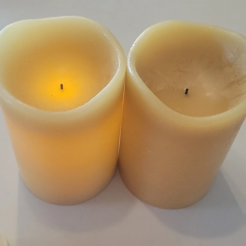 Elegant Cream Candle Set